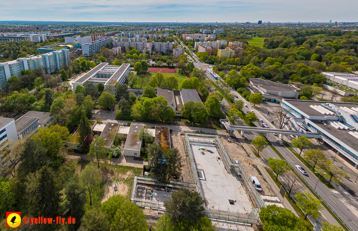 04.05.2023 - Luftbilder vom Haus für Kinder in Neuperlach